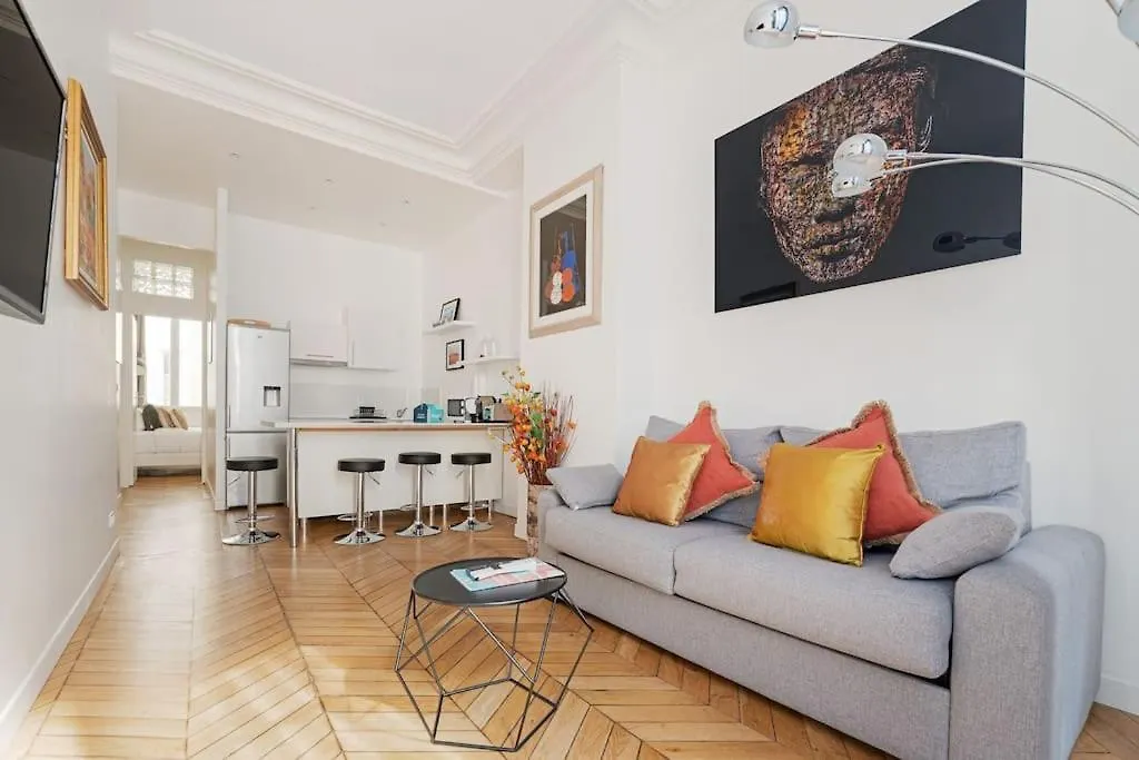 Luxe 1-br Gem Steps From The Louvre & Opera Lejlighed Paris